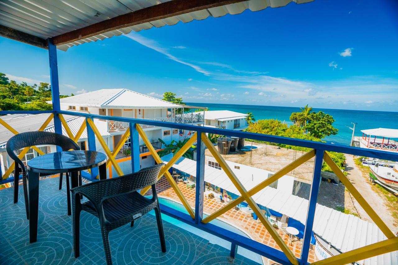 Hotel El Pirata Morgan Fresh Water Bay Exterior foto