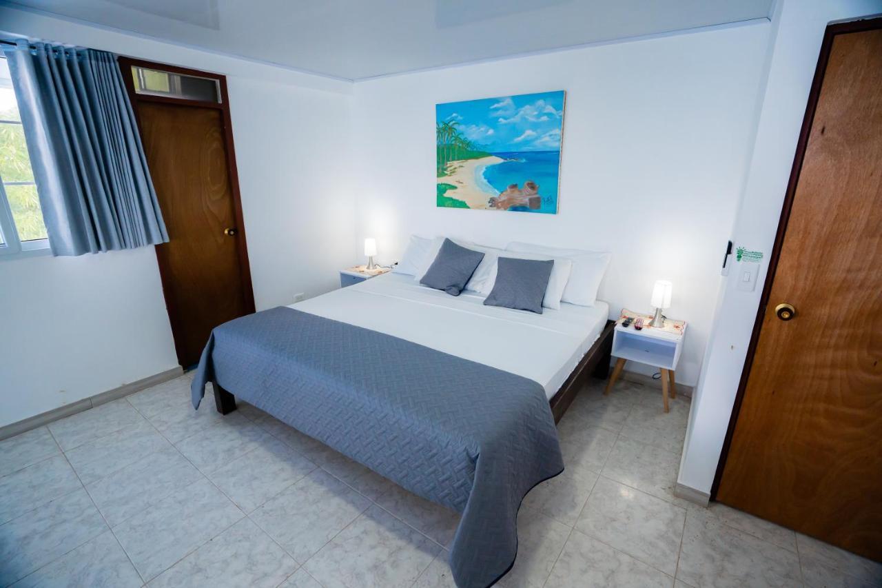 Hotel El Pirata Morgan Fresh Water Bay Exterior foto